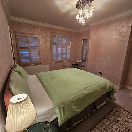 Brentford House Bed & Breakfast Exterior foto